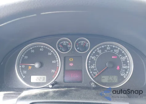 2004 Volkswagen Passat Gls z USA, uszkodzony, nr VIN WVWPD63B54P205877